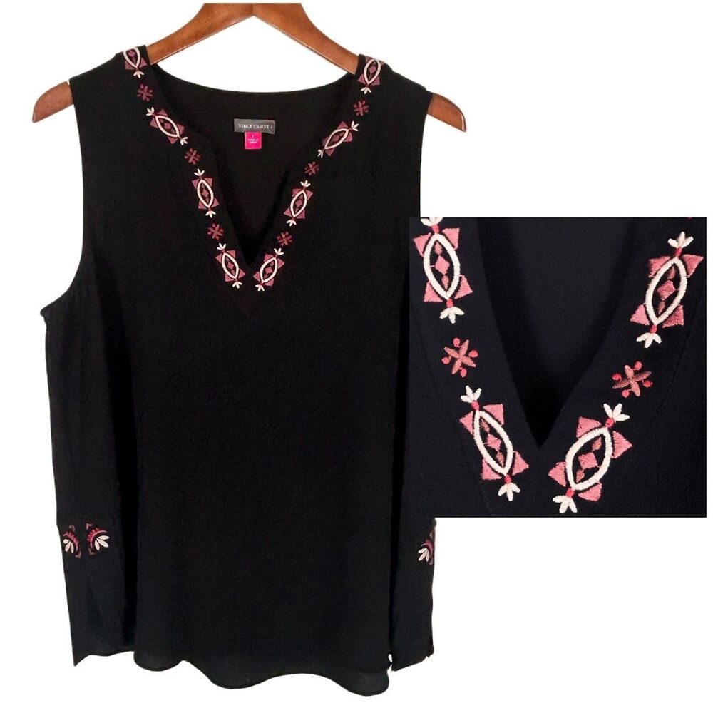 Vince Camuto L Black Crepe Sleeveless Top Geometric Pink Embroidery